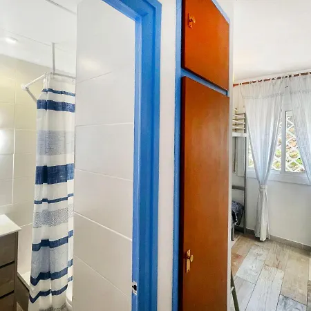 Genova By Interhome